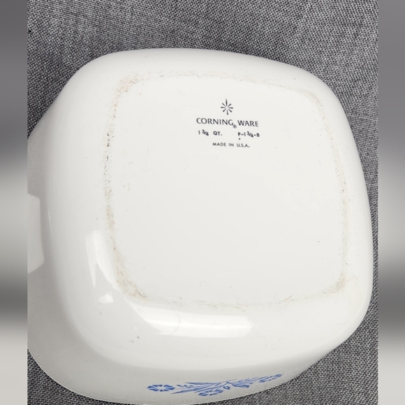 Corning Ware 1 3/4 Quart Made In USA Baking Dish & Lid. Vintage - Picture 7 of 8